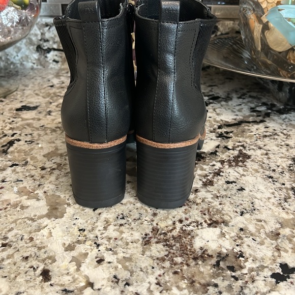 Naturalizer Black Booties size 7.5W - Picture 4 of 11